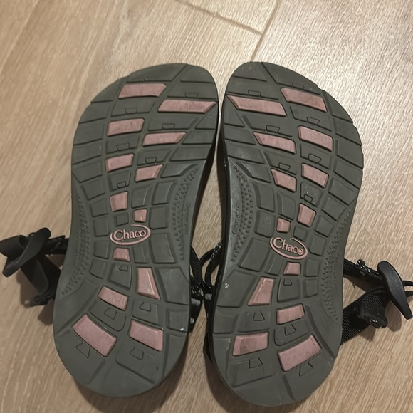 Chaco size 6 - Picture 3 of 3